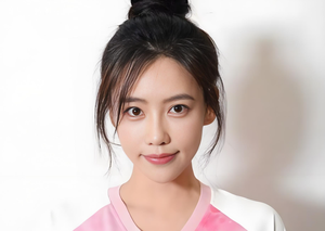 施予斐公开《功夫女足》出圈 &ldquo;撒娇精&rdquo; 名场面，原来是周星驰现场手把手教学！