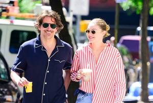 疑戴婚戒现身巴黎，Gigi Hadid与Bradley Cooper被传已秘密结婚