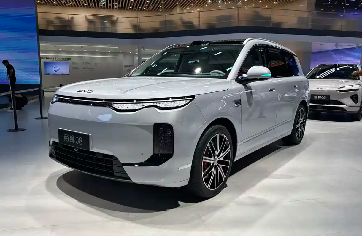 比亚迪海狮08登陆2026成都车展，23-28万预售正式开启
